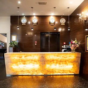 4* Hotell Assenzio